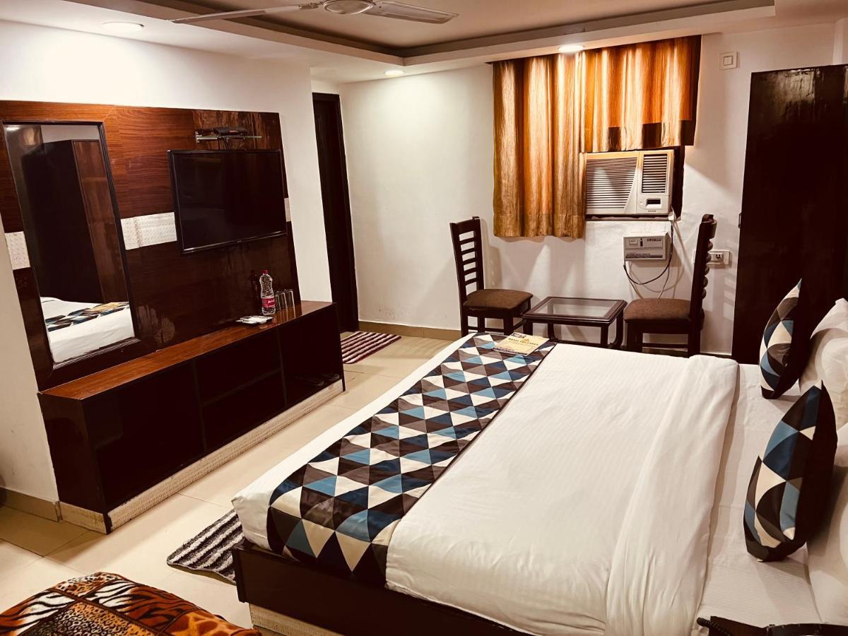 Hotel Krone A Family Hotel Near Igi Airport Delhi Νέο Δελχί Εξωτερικό φωτογραφία