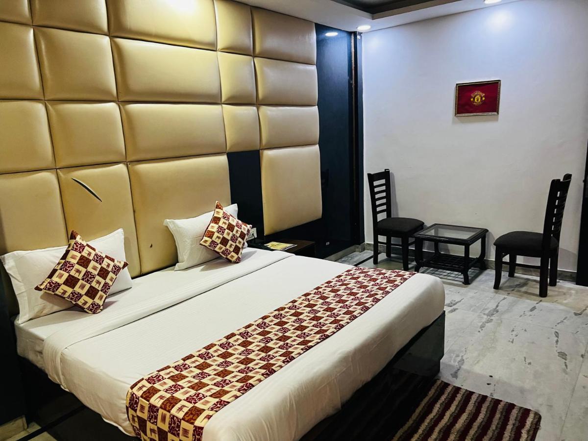 Hotel Krone A Family Hotel Near Igi Airport Delhi Νέο Δελχί Εξωτερικό φωτογραφία