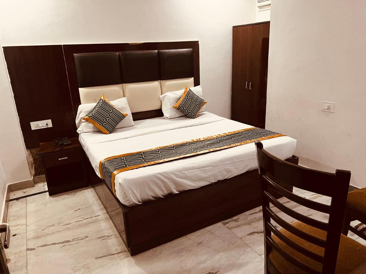 Hotel Krone A Family Hotel Near Igi Airport Delhi Νέο Δελχί Εξωτερικό φωτογραφία