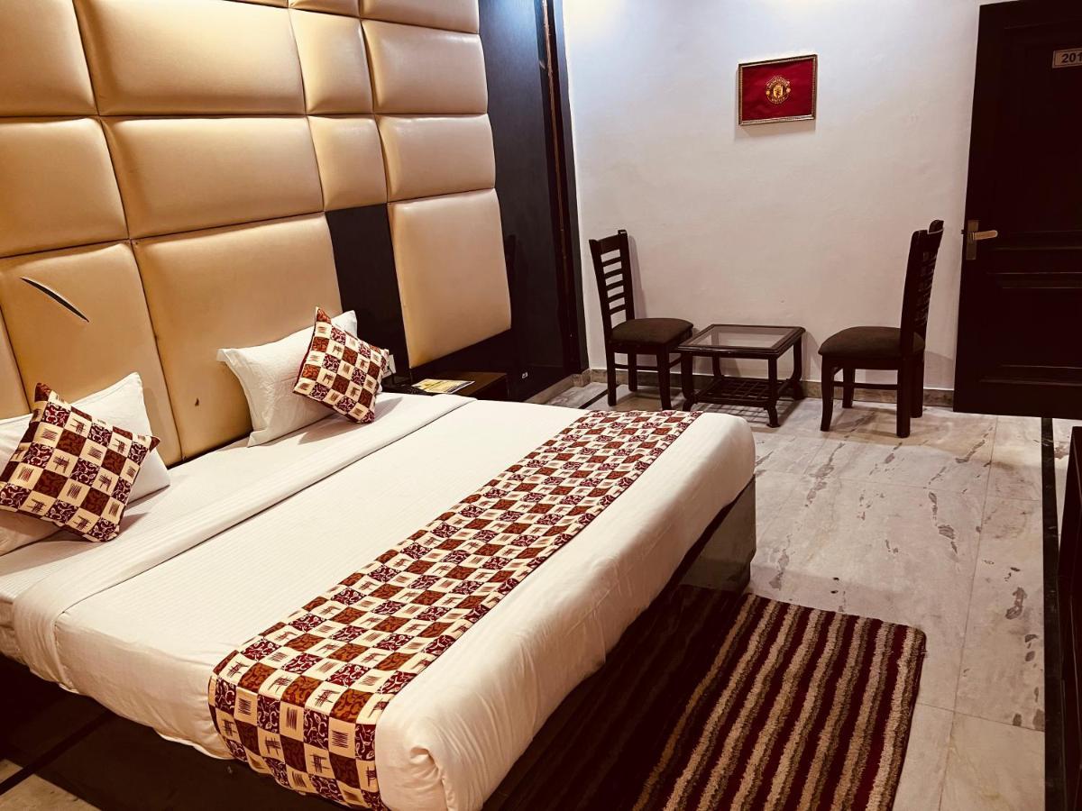 Hotel Krone A Family Hotel Near Igi Airport Delhi Νέο Δελχί Εξωτερικό φωτογραφία
