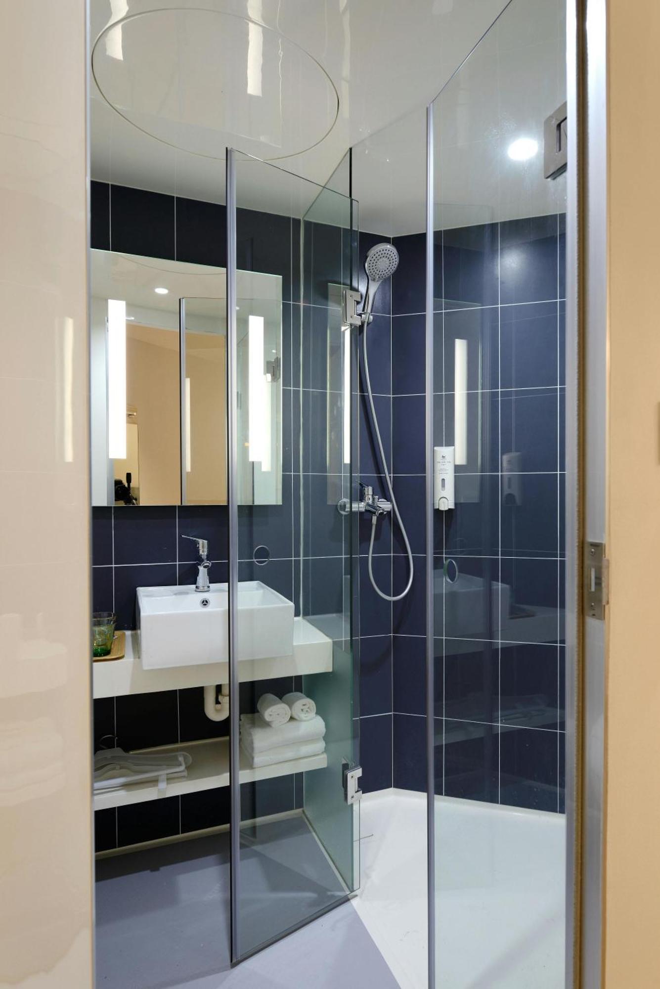 Hotel Krone A Family Hotel Near Igi Airport Delhi Νέο Δελχί Εξωτερικό φωτογραφία